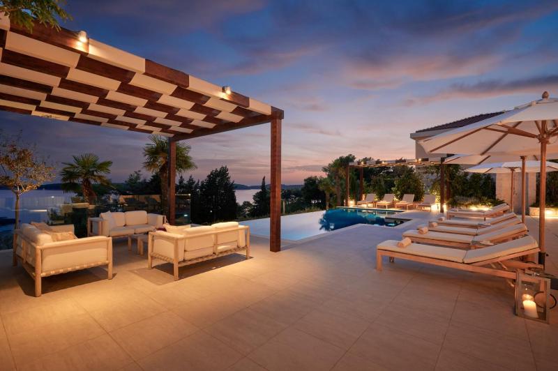 Luxury Villa Hvar Deluxe Palace 1 with heated pool gym and sauna - image 37
