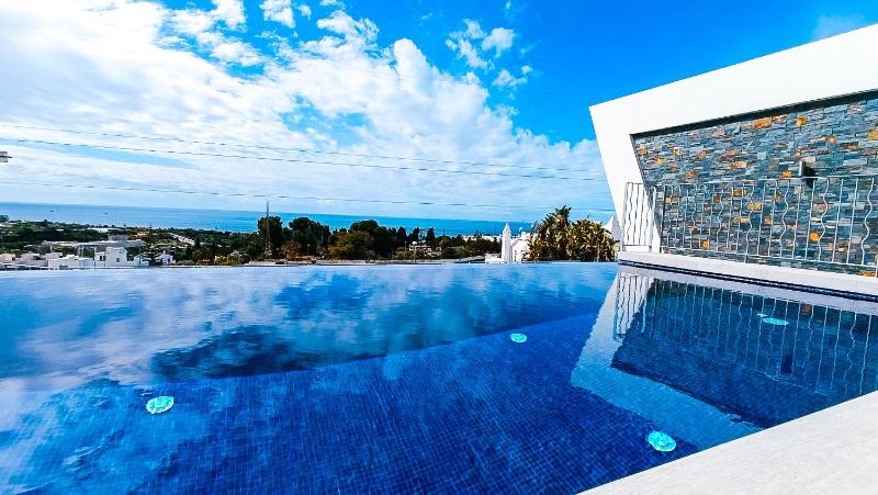 A2403 Brand new south facing Villa with Infinity Pool - image 31