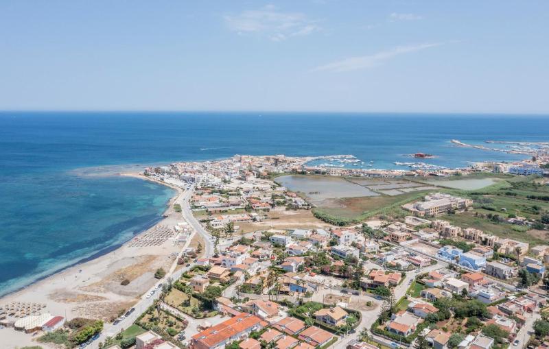 2 Bedroom Lovely Apartment In Marzamemi - image 9