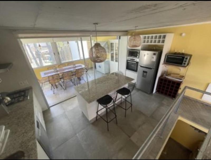 Imponente casa con piscina en corazón de Montoya - image 5