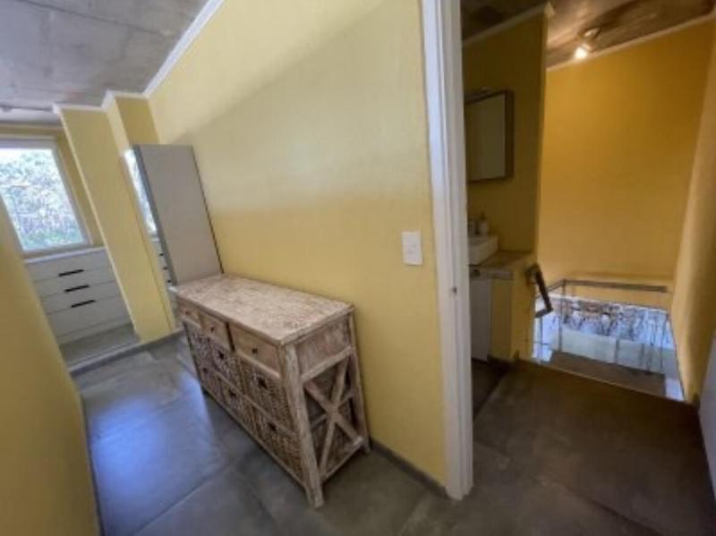 Imponente casa con piscina en corazón de Montoya - image 38