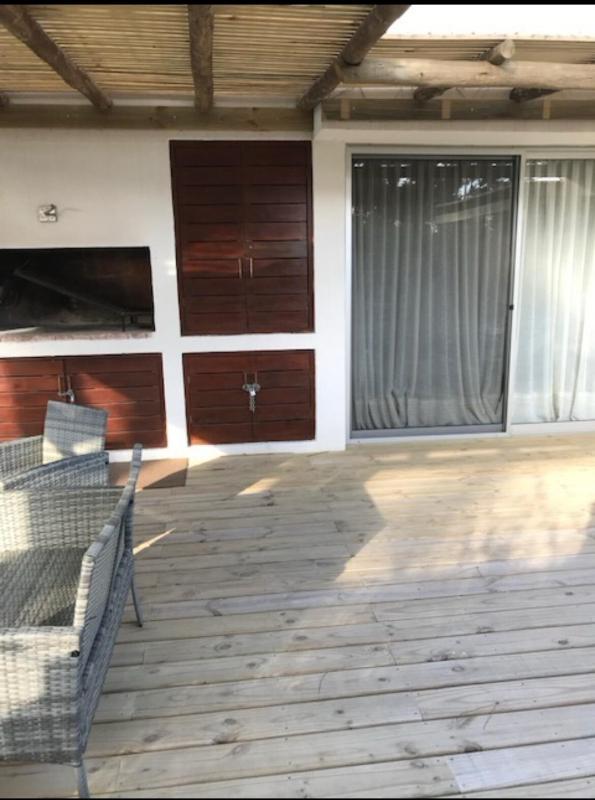 Imponente casa con piscina en corazón de Montoya - image 36