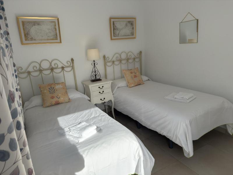 Nerja Paradise Rentals - Villa Valeria - image 30