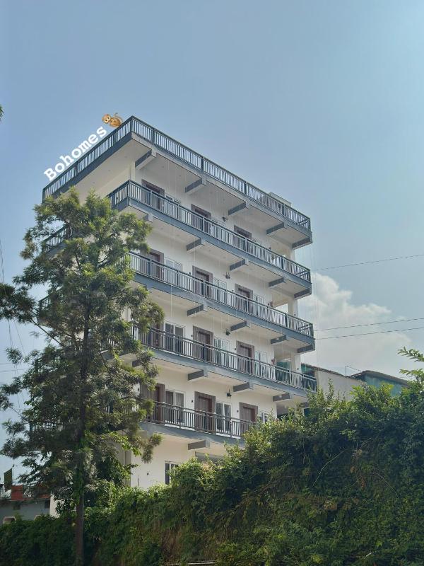 The BoHomes - Peaceful Rooms with Mountain View located in Upper Tapovan - image 1
