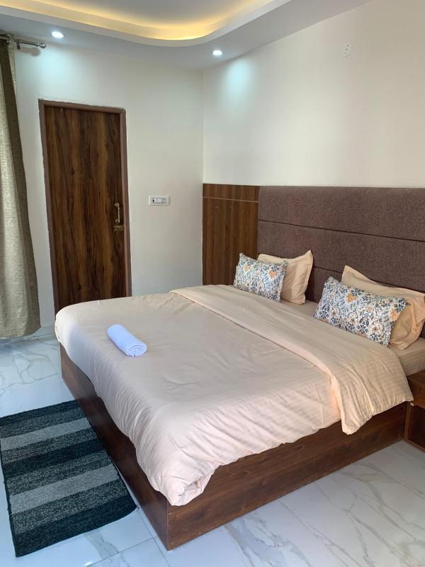 The BoHomes - Peaceful Rooms with Mountain View located in Upper Tapovan - image 7