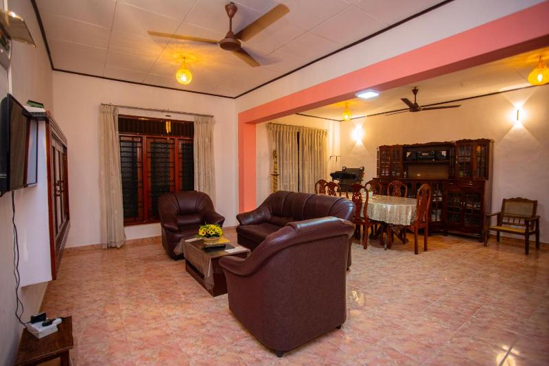 Lucky Villa - image 10