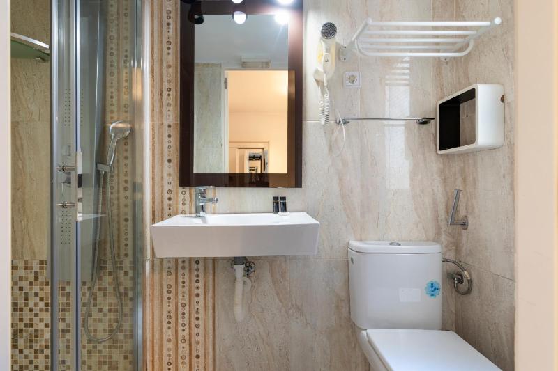 H-A San Mateo Suites - image 13