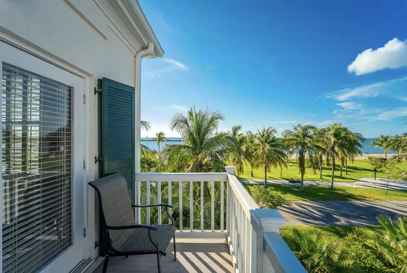 Azure Vista Penthouse - image 12
