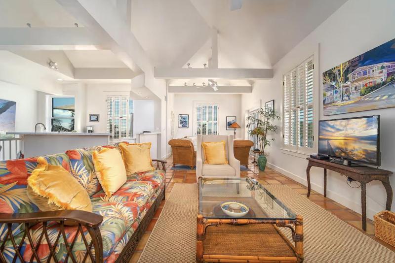 Azure Vista Penthouse - image 20