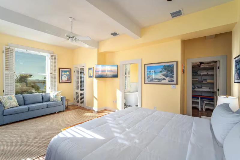 Azure Vista Penthouse - image 24