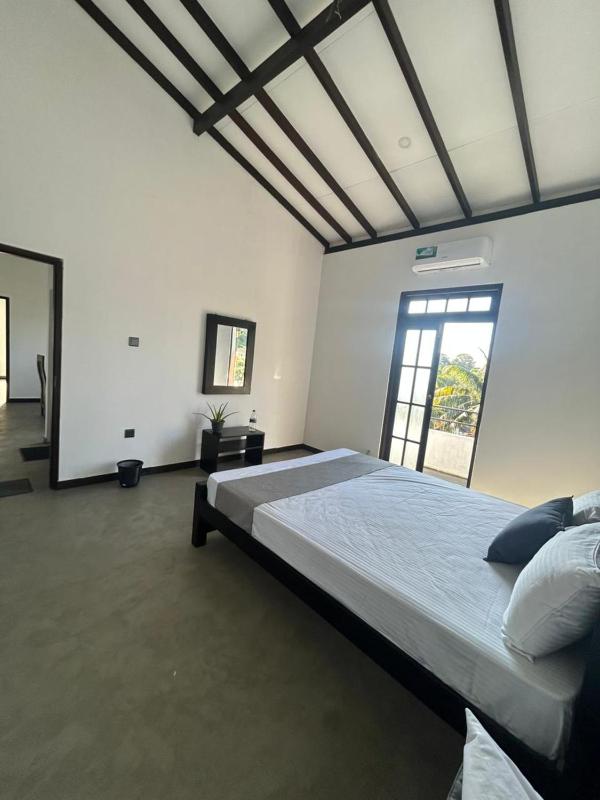 White House Galle - image 8