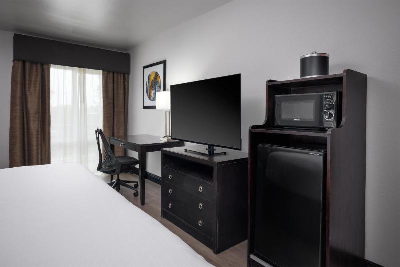 Aiden Austin City Hotel - image 31
