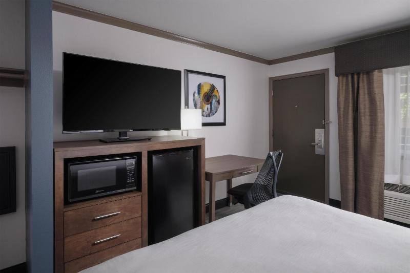 Aiden Austin City Hotel - image 10