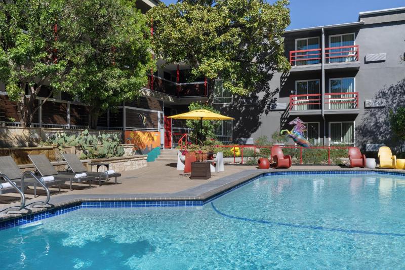 Aiden Austin City Hotel - image 4