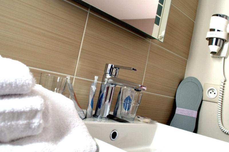 Double Room image 1