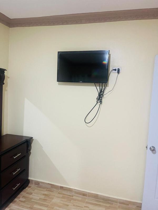 Apt 2 Bedrooms a Pasos del Malecon y la Playa - image 12