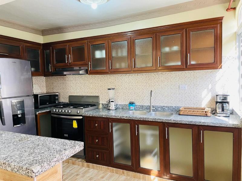 Apt 2 Bedrooms a Pasos del Malecon y la Playa - image 3