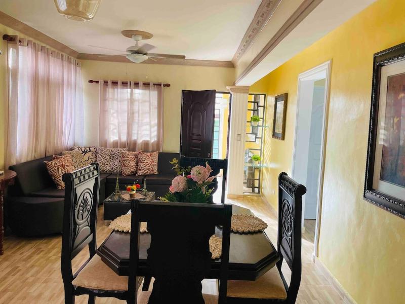 Apt 2 Bedrooms a Pasos del Malecon y la Playa - image 19