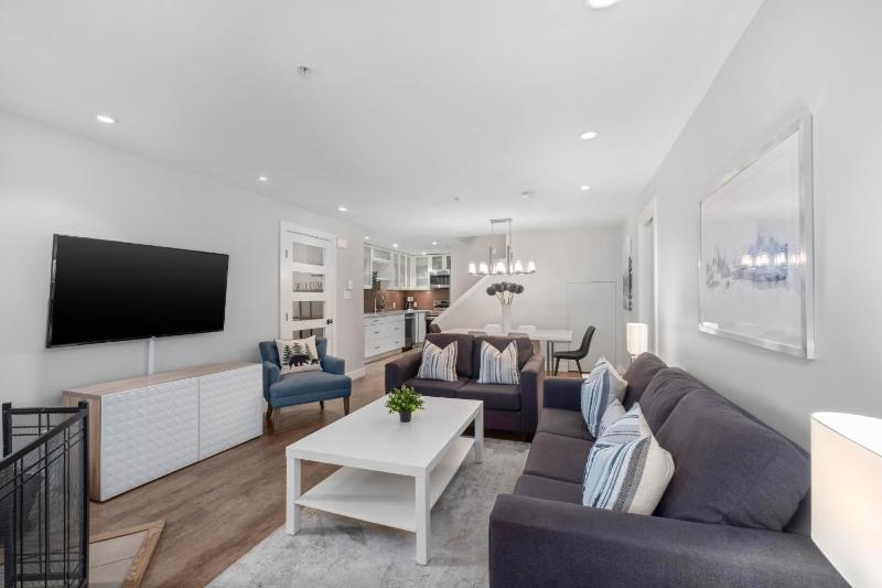 2BR | Snowberry | Wood Burning Fireplace | Modern Finishes | Parking | Ski Hill Shuttle - image 6