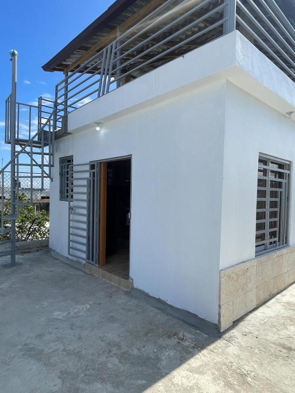 Luxurious 1BR apartment with ocean and mountain views central - image 17