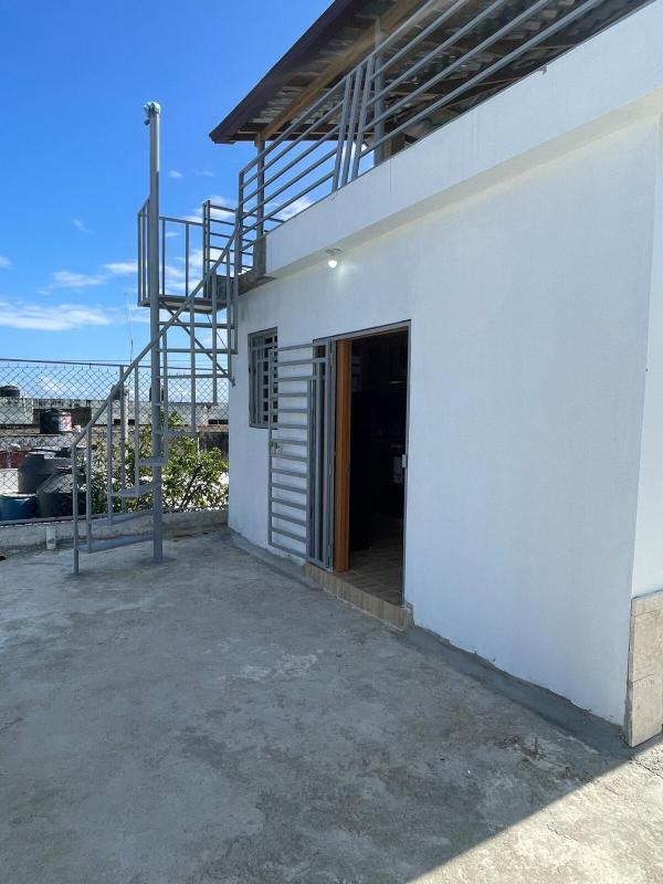 Luxurious 1BR apartment with ocean and mountain views central - image 32