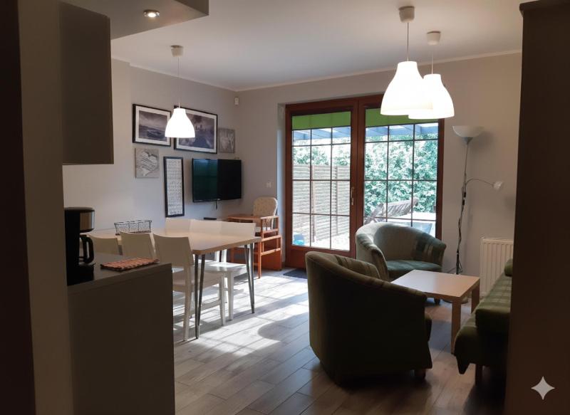 Domki apartamenty Nasza Chata - 4 minuty od plaży - image 14
