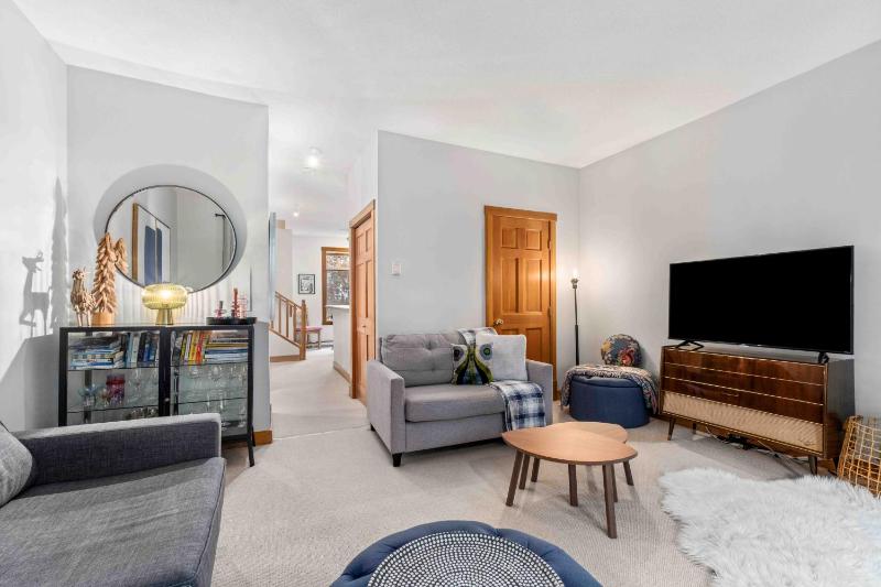 2BR | Granite Court | Village Location | King Bed | Private Balcony | Parking | Fireplace - image 20