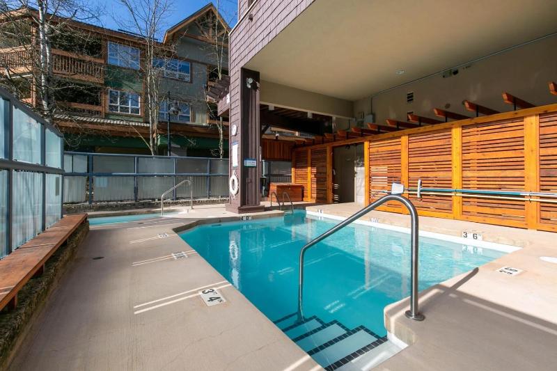 2BR plus Loft and Sofabed in Tyndall Stone Lodge Epic Village Location Mountain Views Pool and Hot Tub - image 43