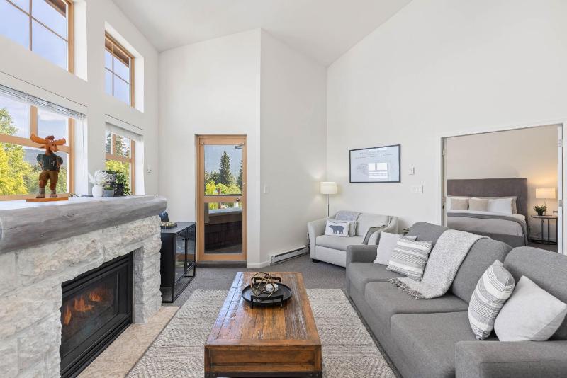 2BR + loft | Tyndall Stone Lodge | Village Location w/ Olympic Plaza View | Fireplace | Hot Tub - image 20