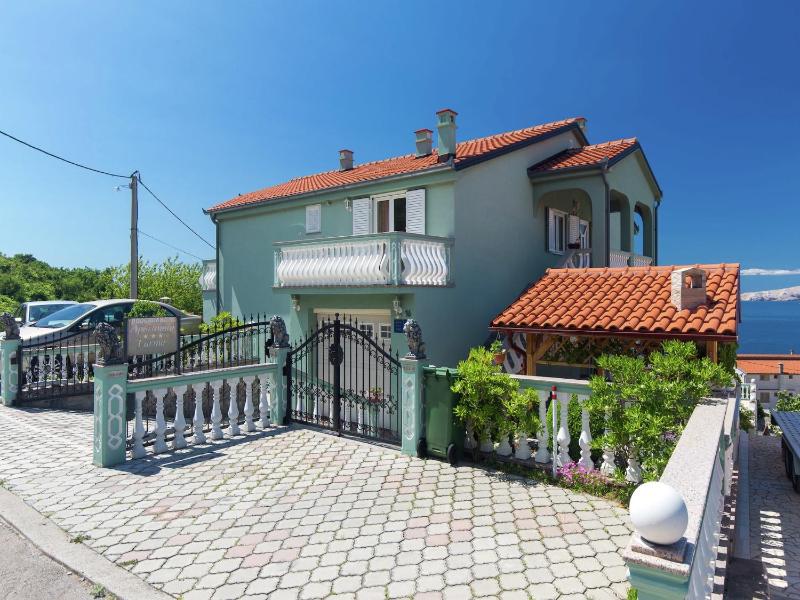 Apartment in Senj with Stunning Sea Views - image 1