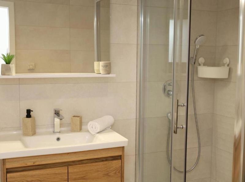 Dalmata D - Two Bedroom Apartment with Terrace - image 13