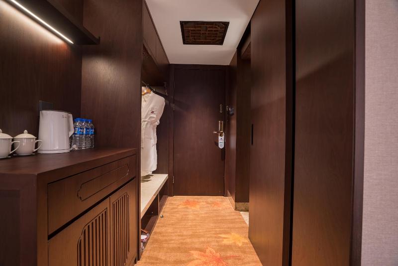 Lijiang Wangfu Hotel - image 44