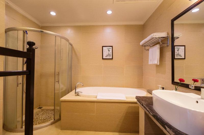 Lijiang Wangfu Hotel - image 23