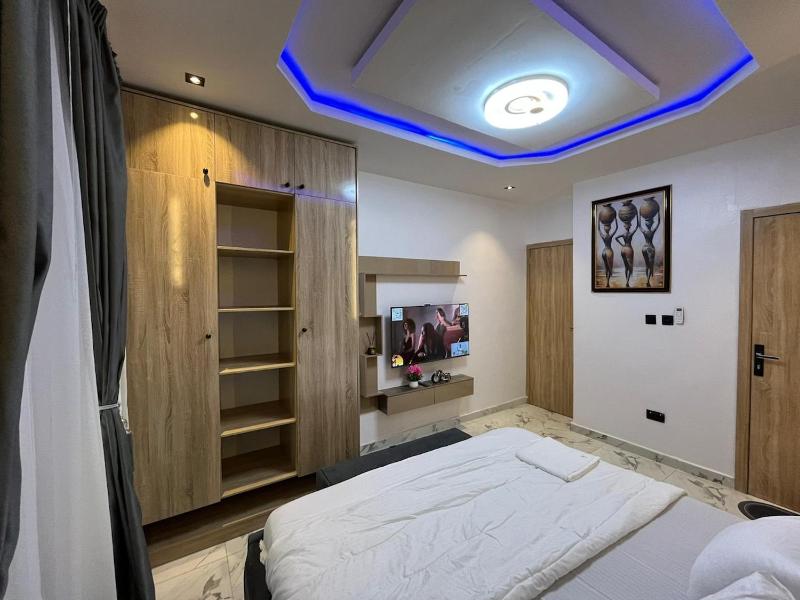 25percent Off Cozy 2BR 247Light Wifi Swim Pool Lekki - image 9