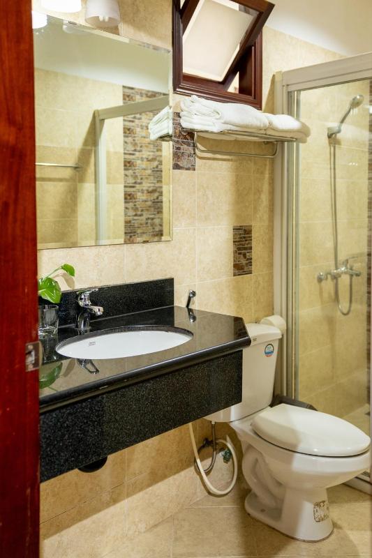Hùng Phong Hotel - Near Dalat Market - image 11