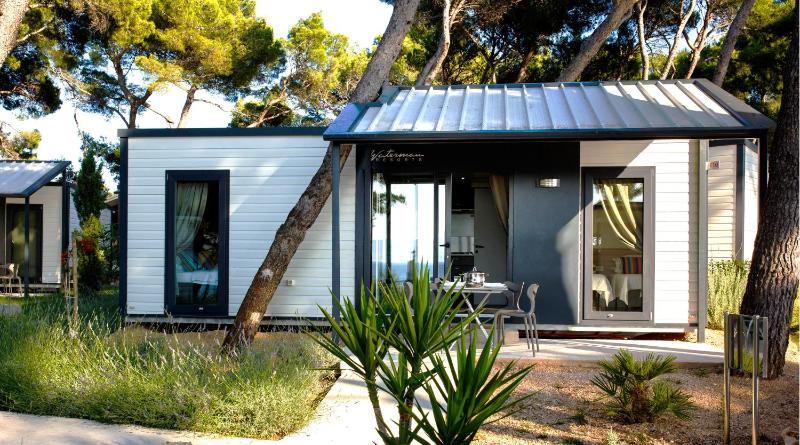 Waterman Beach Village - image 28