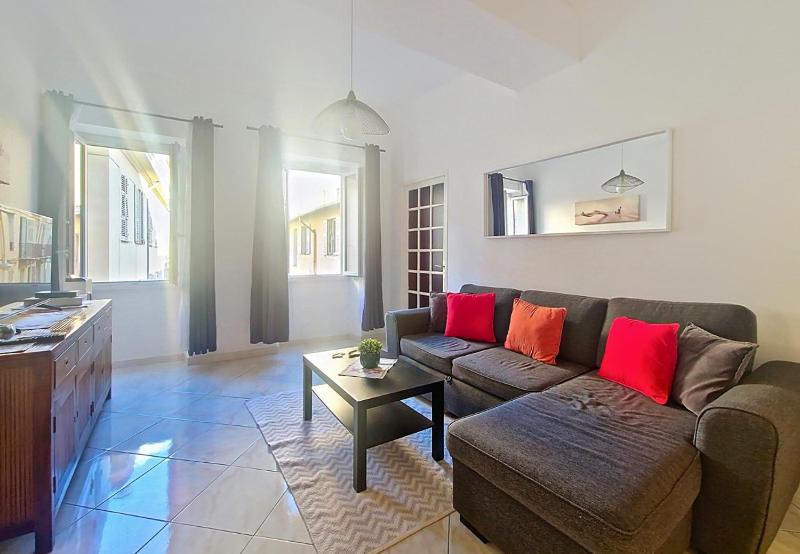 Nestor&Jeeves - BELA VISTA - Central - Close sea - image 6