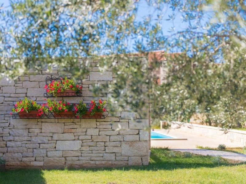 Villa Debora with private pool and backyard Pet friendly - image 10
