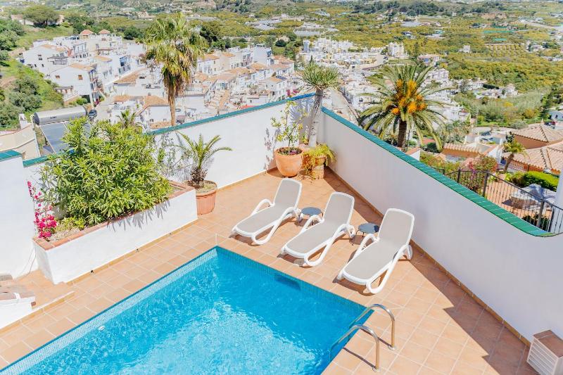 villa vistas al mar - image 4
