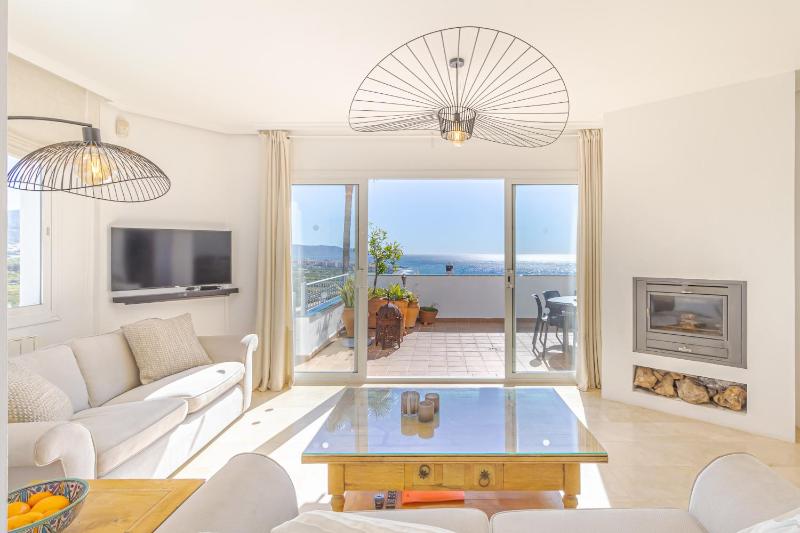 villa vistas al mar - image 19