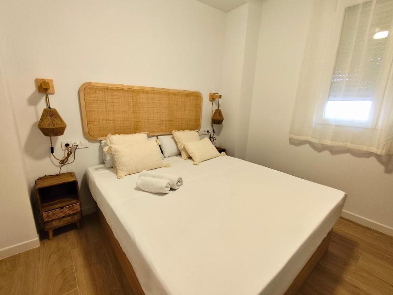 Travel Habitat Peset Aleixandre Apartments - image 6