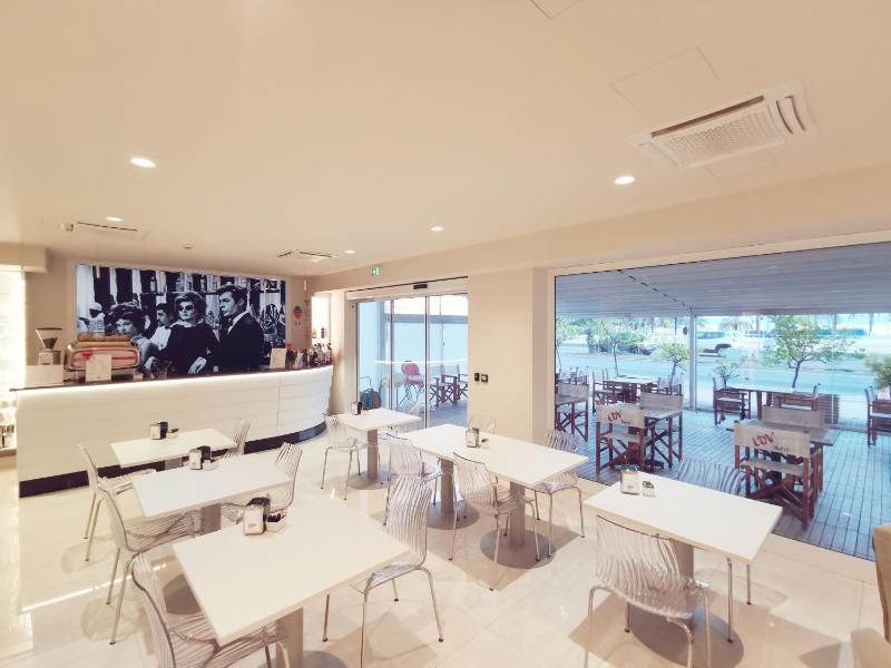 La Dolce Vita Hotel - image 12