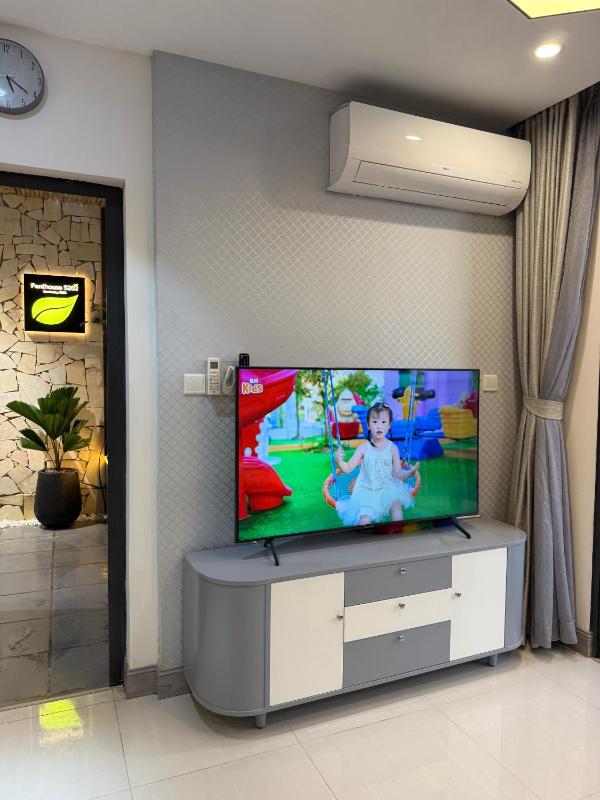 Penthouse Vinhomes Grand Park - Sky Garden Apartment - image 42