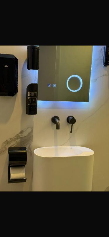 The Hyve Budget Hotel Rotterdam - image 10