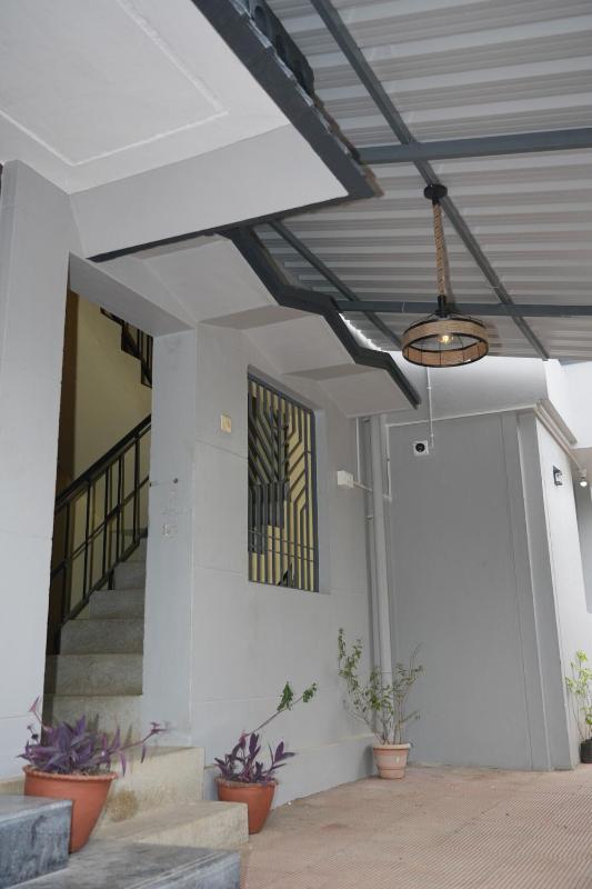 Brown Spring Home Stays - image 16