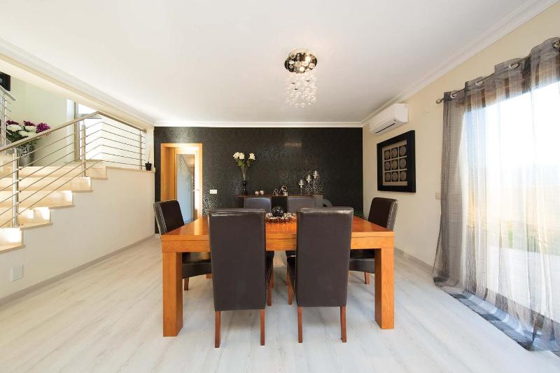 ABF38 encantadora Villa V4 em lugar sossegado - image 3