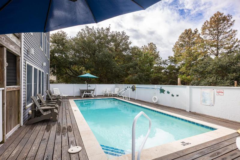 New Listing Private Pool Hot Tub & Walk to Beach - image 11
