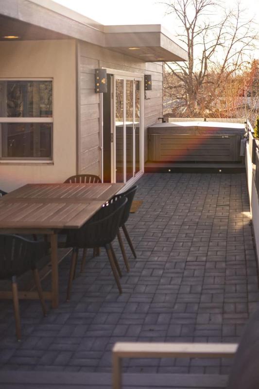 Luxury Oasis Heated Pool Rooftop Spa Fire Pits - image 21