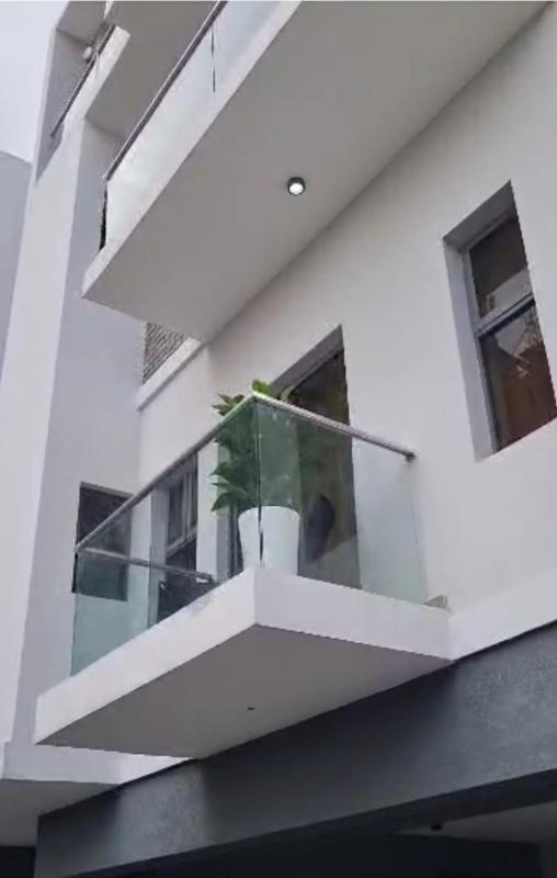 Apple Tree Apartment Lekki Phase 1 - image 6