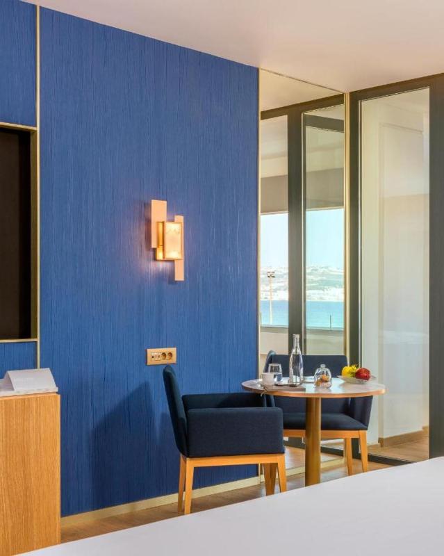 Prime Location Near Train Station Hilton View TGV - image 1